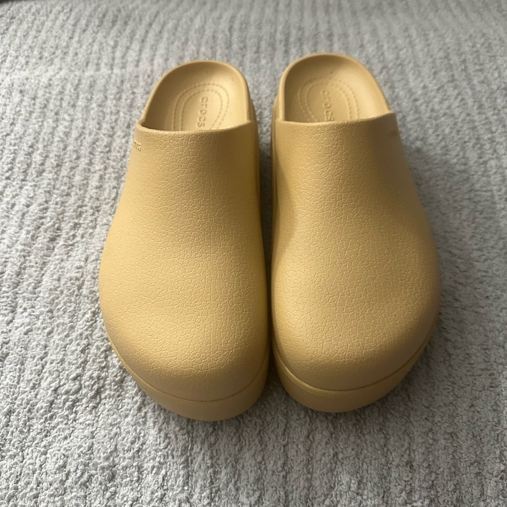 Dylan Platform Croc 8